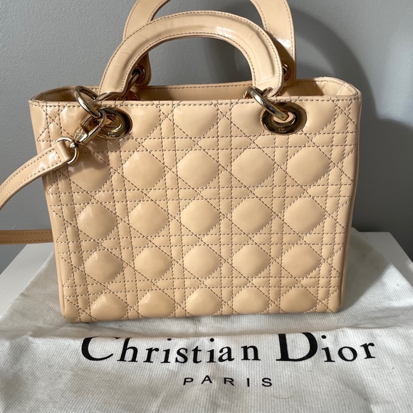 Lady Dior - Picture 2 of 8